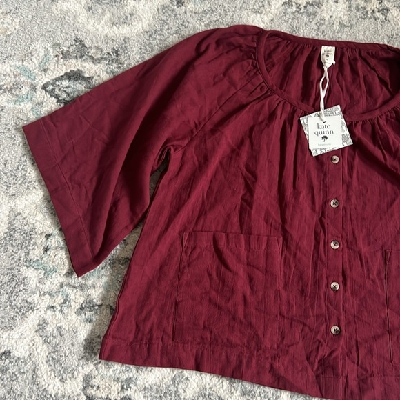 Kate quinn Button Top - Picture 2 of 13